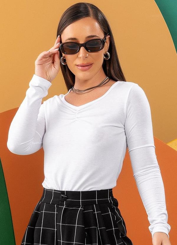 Imagem principal Blusa Branco em Malha Flamê Quintess Quintess