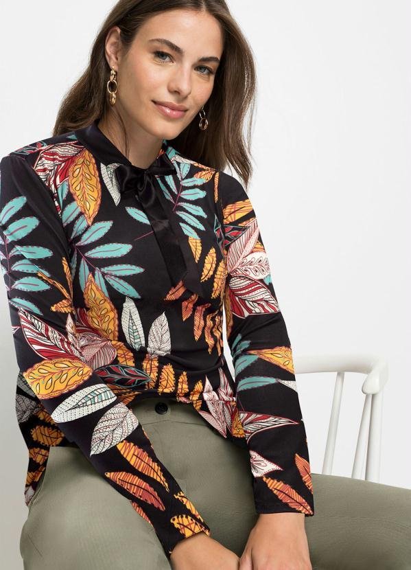 Imagem principal Blusa com Amarração Preta bonprix bonprix
