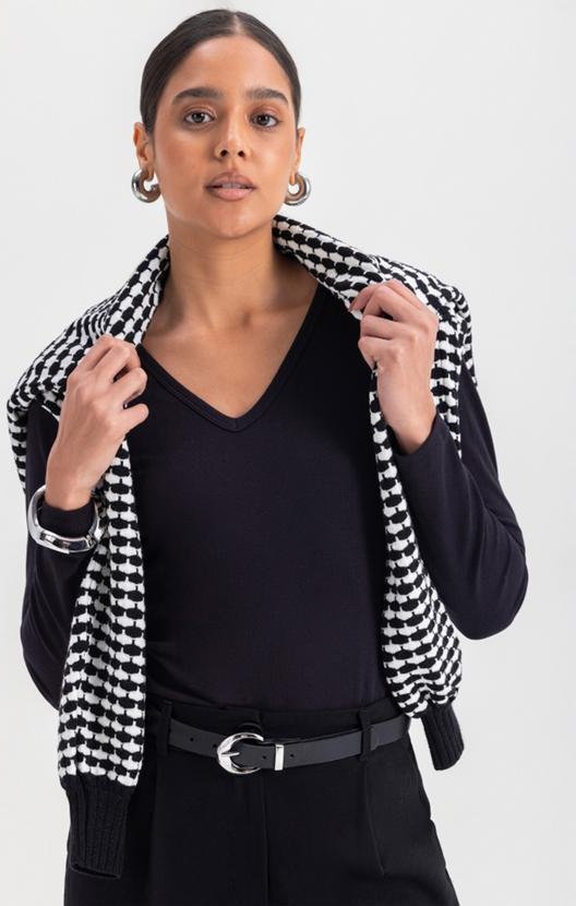 Blusa Feminina Básica em Cotton Preto