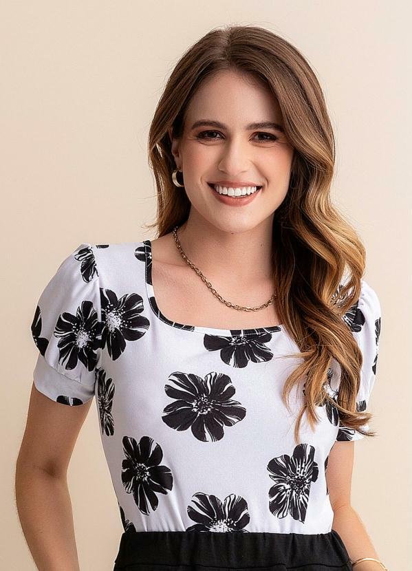 Imagem principal Blusa Floral Branco em Malha Crepe Rosalie Rosalie