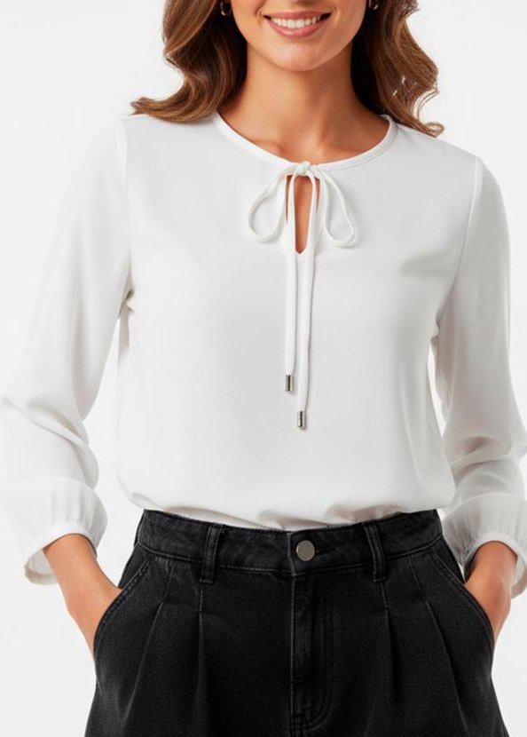 Imagem principal Blusa Off White em Tecido Plano Quintess Quintess