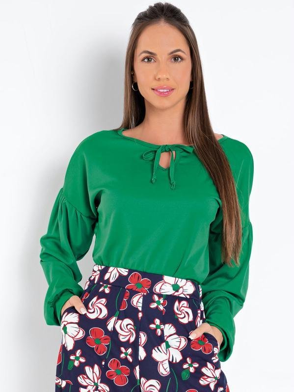 Imagem principal Blusa Verde com Cava Deslocada Moda Pop Moda Pop