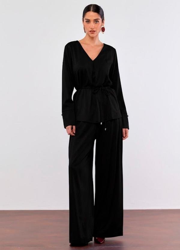 Calça Wide com Bolso Preto