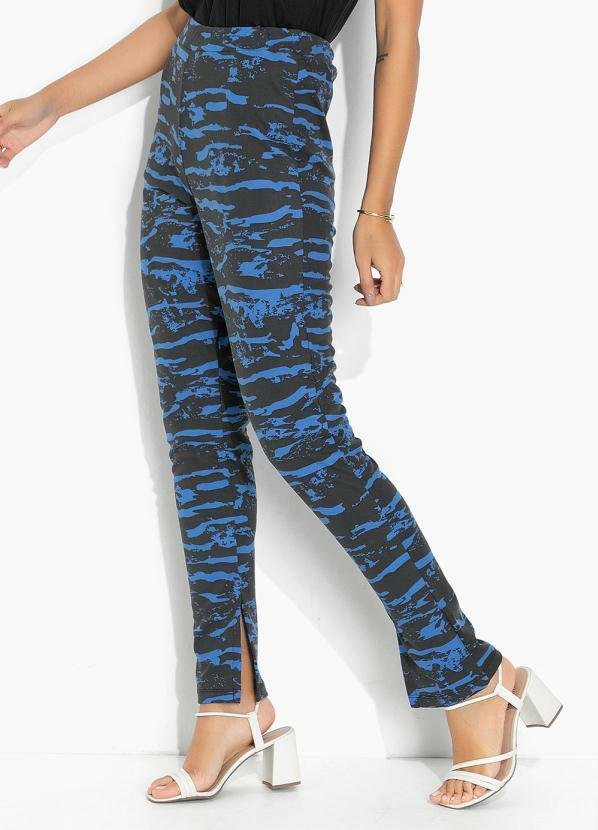 Imagem principal Calça Camuflado Azul com Fenda na Barra Moda Pop Moda Pop