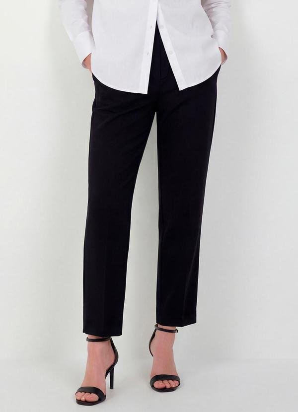 Calça Reta de Alfaiataria com Prega Donatela Pret