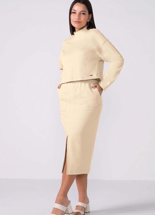 Conjunto Blusão e Saia Midi Moletom Bege