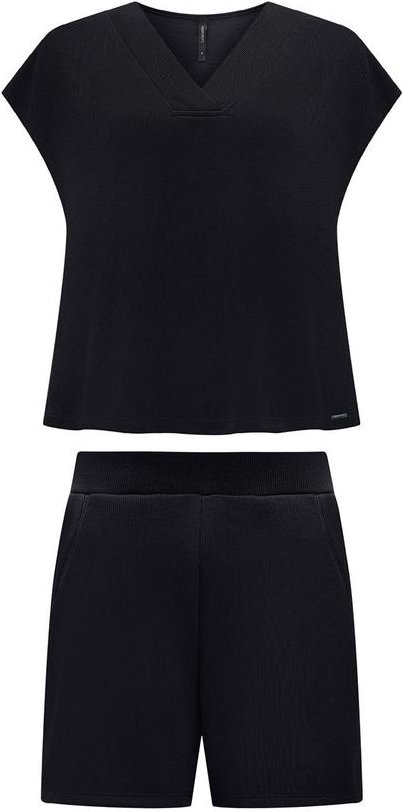 Conjunto com Shorts e Blusa D Tricô Preto