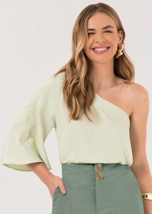 Blusa de um Ombro Só com Manga Ampla e Verde