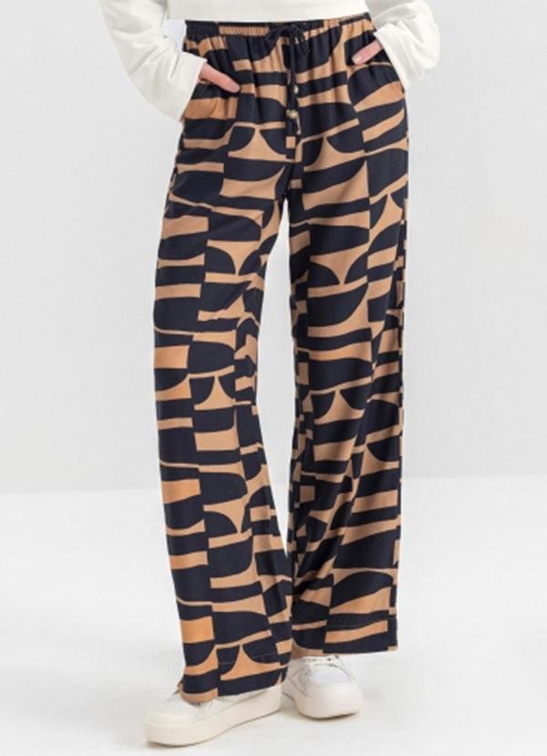 Imagem principal Calça Feminina em Viscose Marrom Essendi Essendi