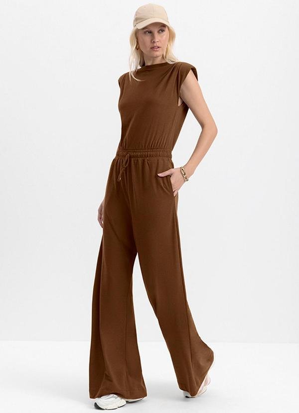 Macacão Feminino Muscle em Moletinho Marrom