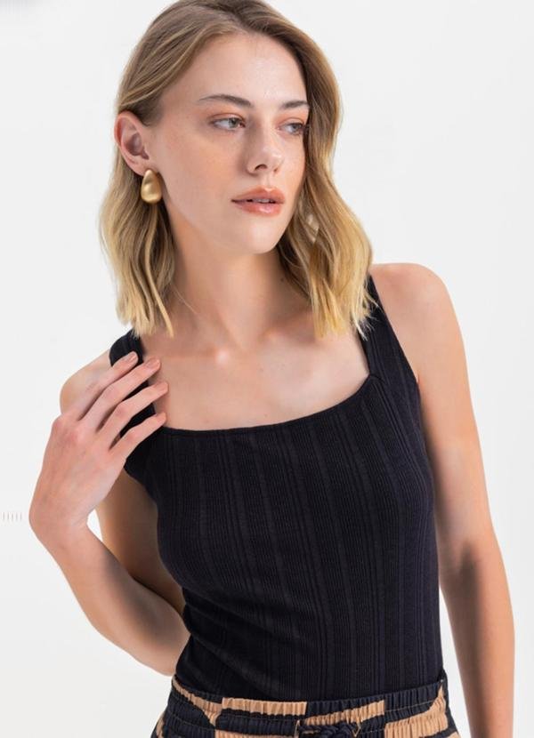 Imagem principal Blusa Feminina Canelada Preto Essendi Essendi