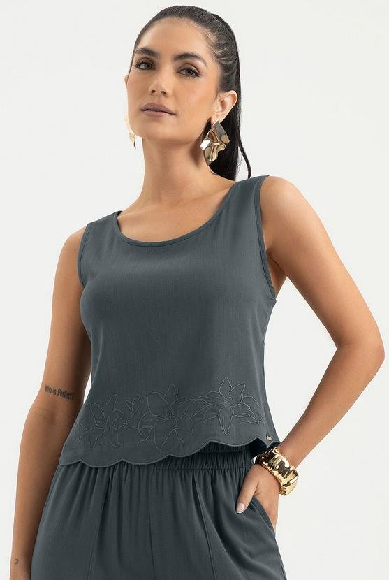 Regata em Viscose Cinza Escuro