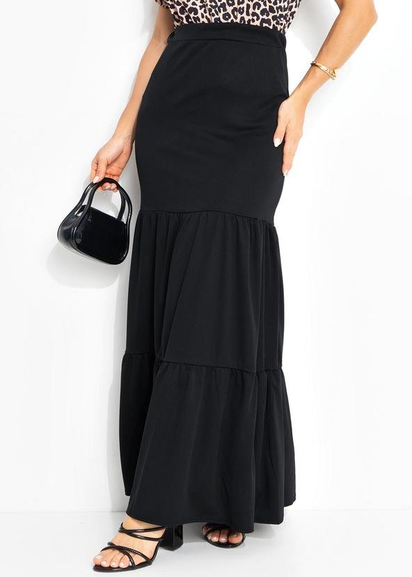 Saia Longa Preta com Camadas