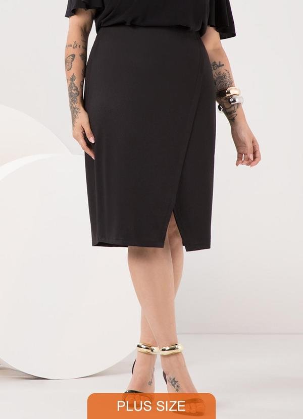 Saia Midi Transpassada Plus Size Diagonal Preto