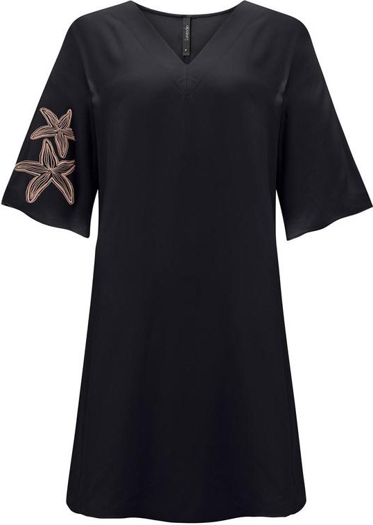 Vestido Curto com Mangas Amplas e Preto