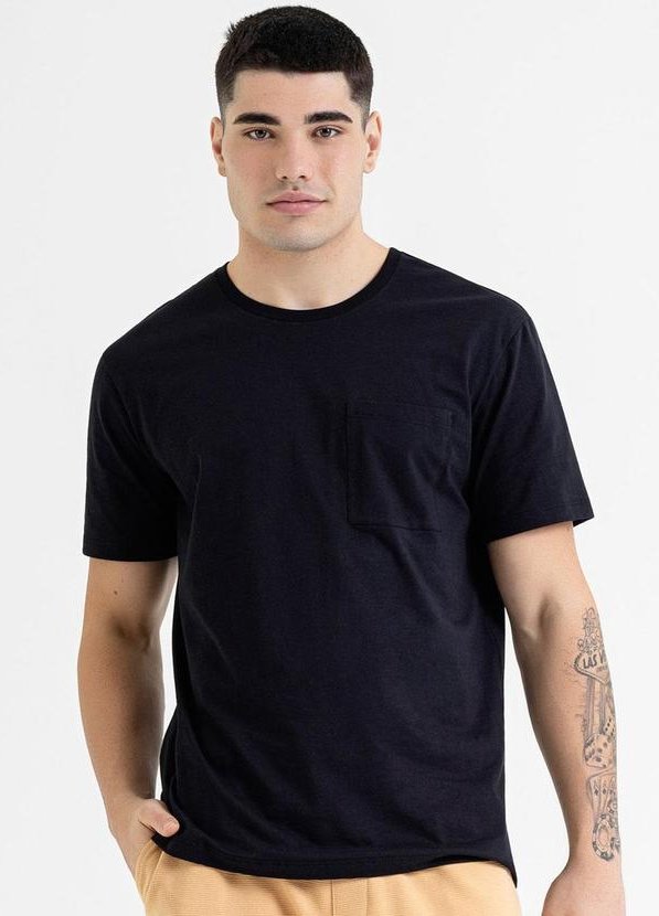 Imagem principal Camiseta Masculina em Meia Malha Preto JUST BASIC JUST BASIC