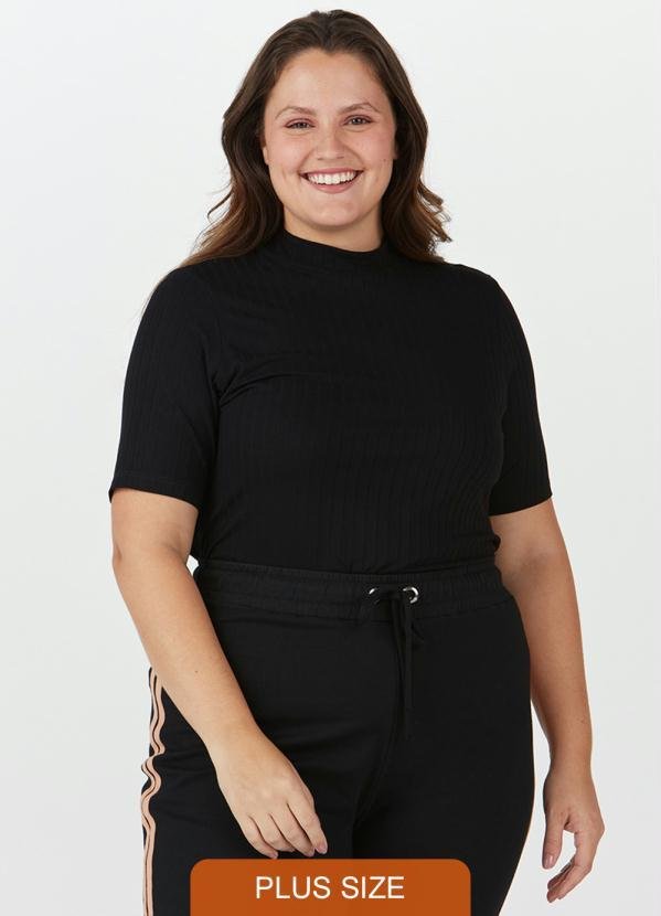Imagem principal Blusa Viscose Canelada Plus Size Preto MALWEE PLUS MALWEE PLUS