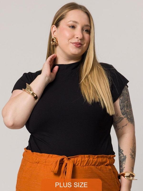Imagem principal Blusa Gola Alta de Manga Curta Preto Lisamour Lisamour