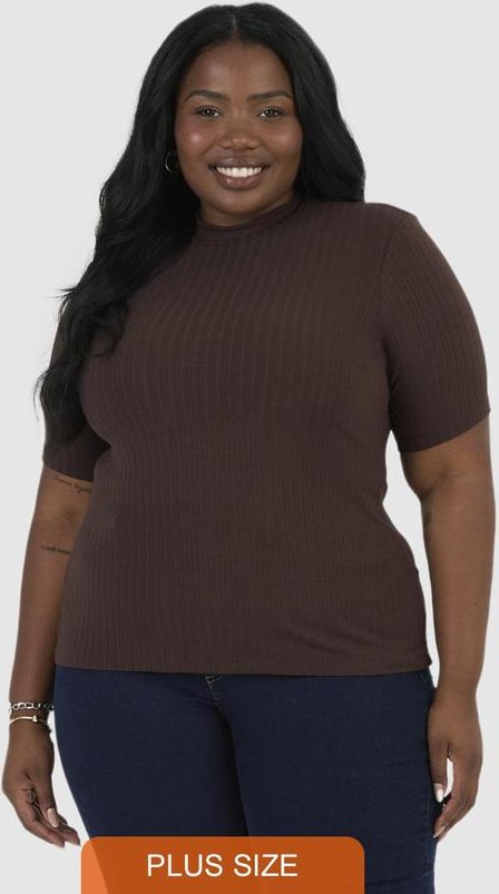 Blusa Justa Canelada Feminina Plus Marrom
