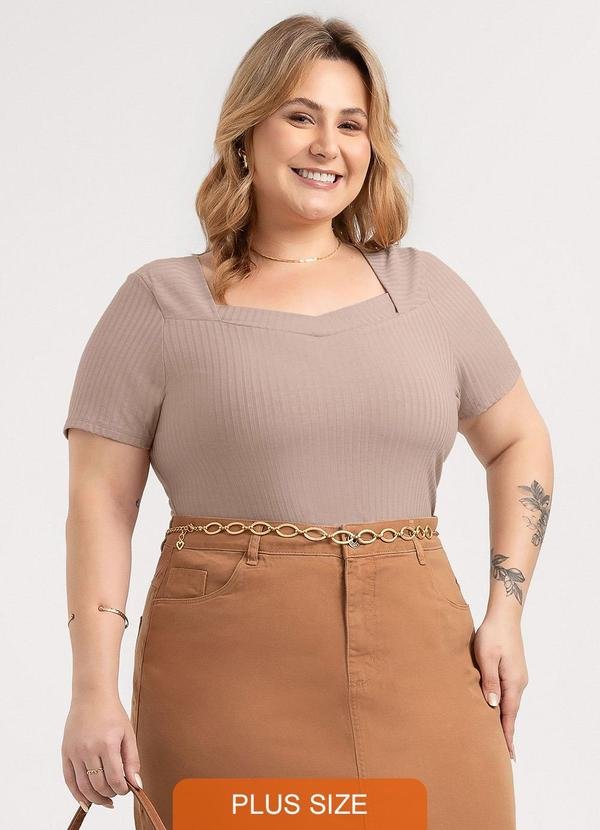 Blusa Plus Size em Canelado Marrom