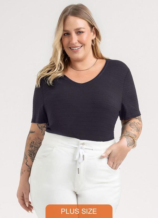 Imagem principal Blusa Plus Size em Viscose Preto Habana Habana