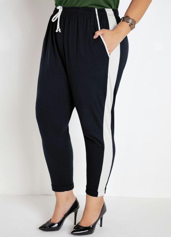 Calça Jogger Cropped Preta e Branca Plus Size