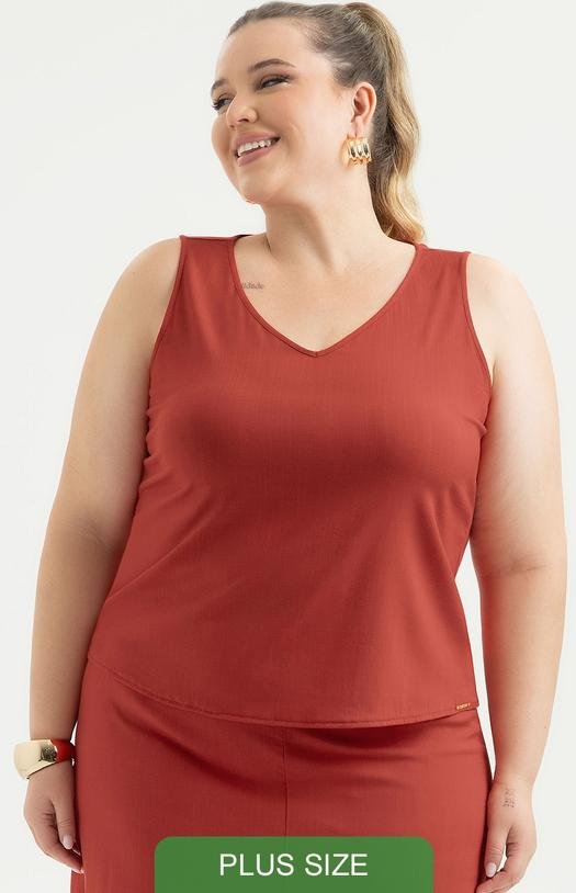 Regata Plus Size Decote V em Viscose Vermelho