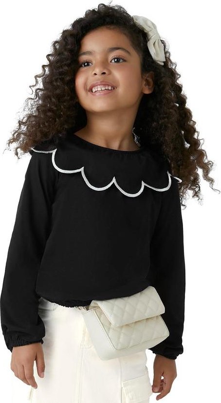 Blusa Cropped com Bordado Menina Preto