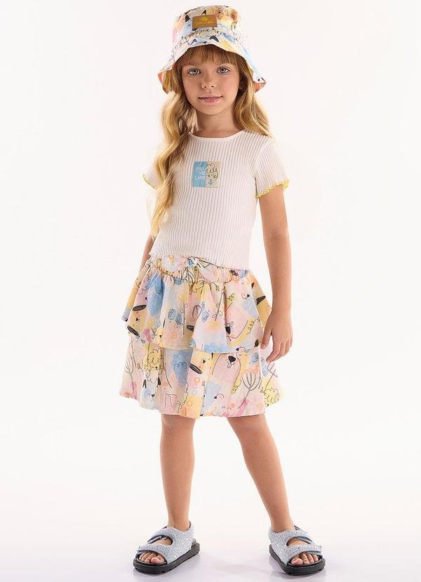 Conjunto com Cropped e Saia Bege