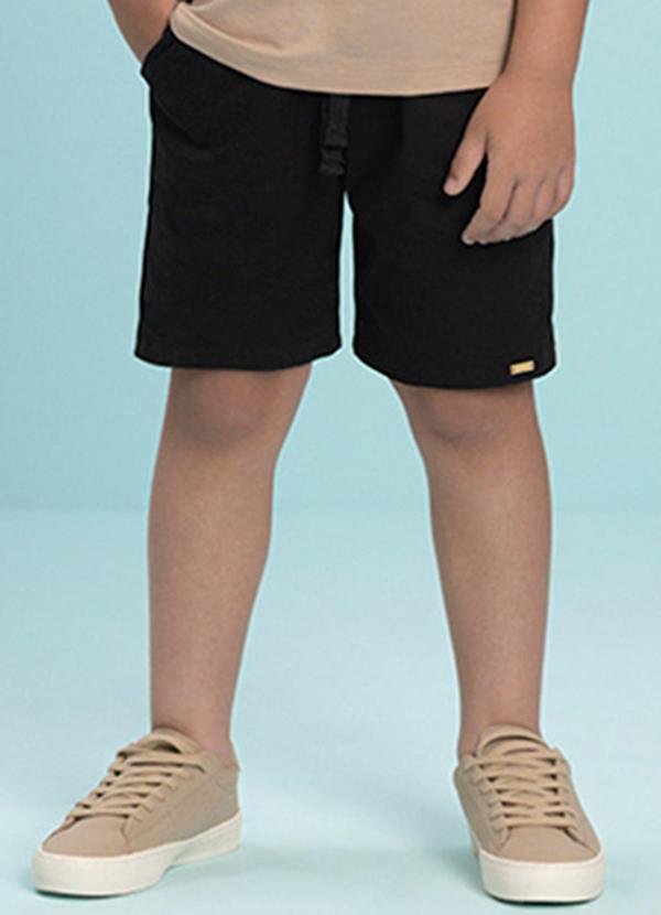 Imagem principal Bermuda Menino em Sarja com Elastano Preto Ioluig Ioluig