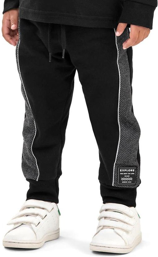 Imagem principal Calça Infantil Menino Moletom com Recortes Preto Elian Elian