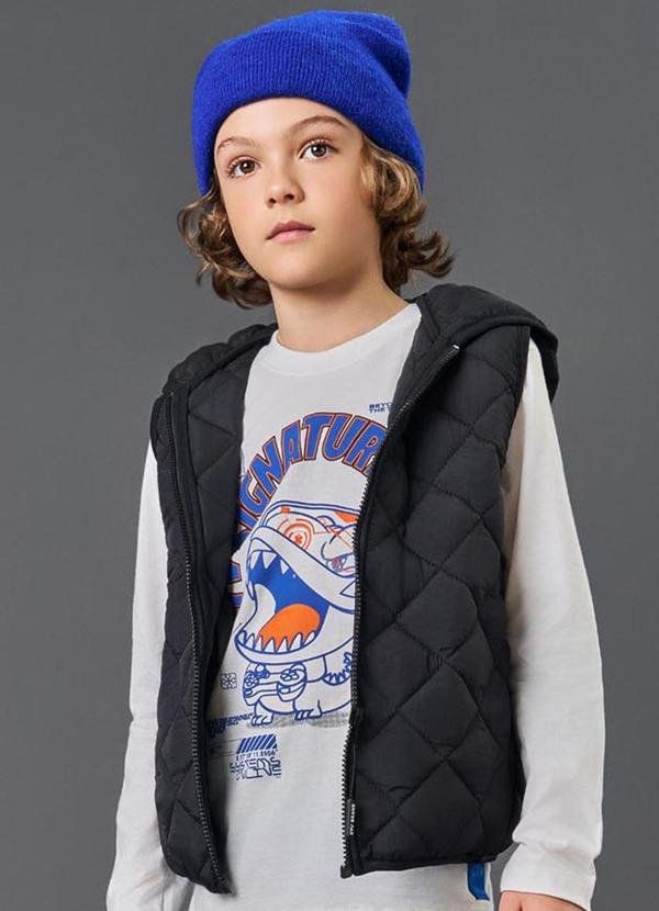 Imagem principal Colete Menino em Matelassê Preto Catavento Catavento