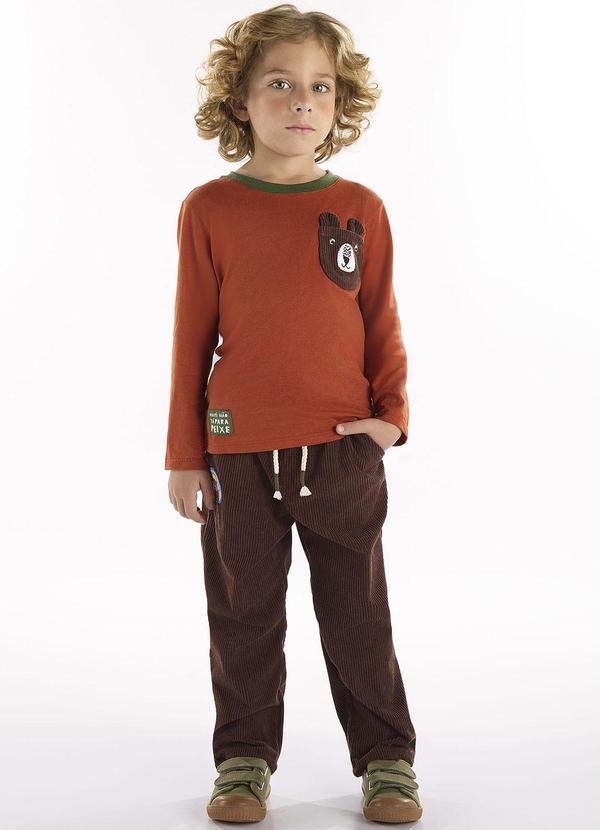 Imagem principal Conjunto com Camiseta e Calça Marrom Três e Já Três e Já