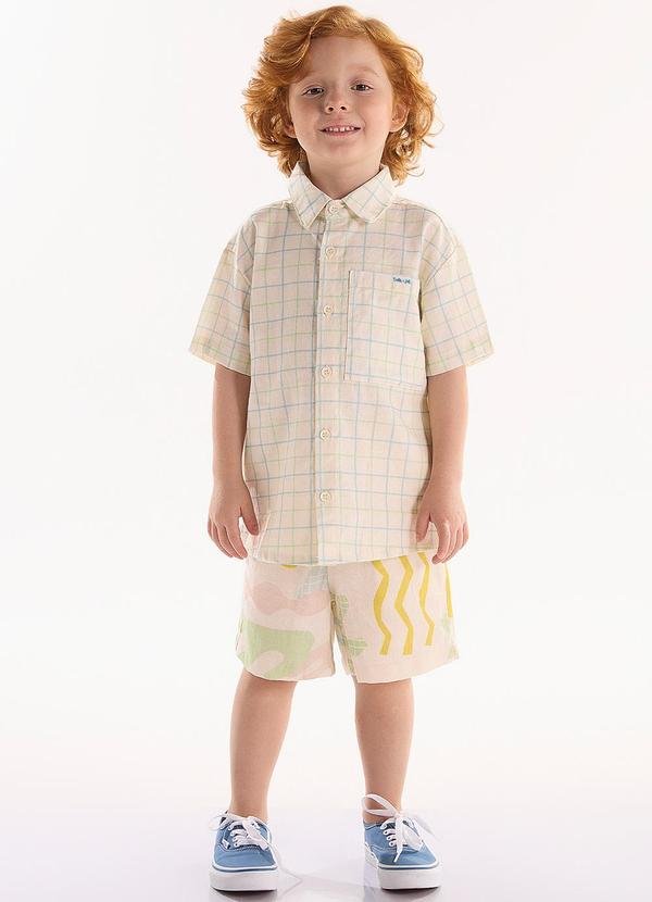 Imagem principal Conjunto com Camisa e Bermuda Bege Três e Já Três e Já