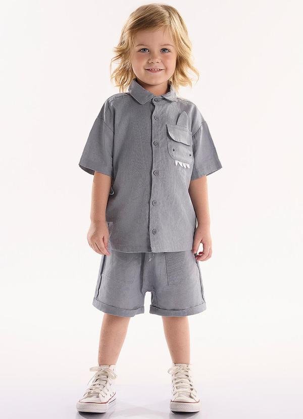 Imagem principal Conjunto com Camisa e Short Cinza Três e Já Três e Já