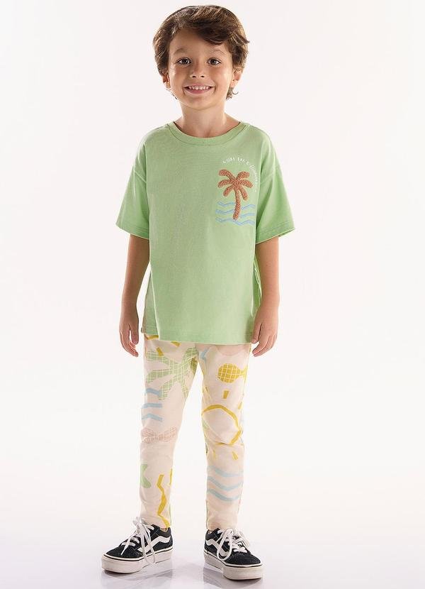 Imagem principal Conjunto com Camiseta e Calça Verde Três e Já Três e Já