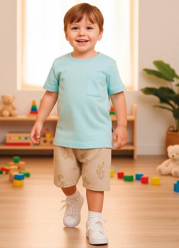 Imagem principal Conjunto com Camiseta Verde Multimarcas Multimarcas