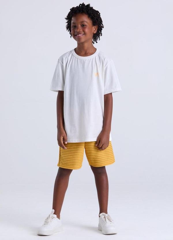 Imagem principal Conjunto Masculino Infantil Básico Va Off White VIDA COSTEIRA VIDA COSTEIRA