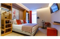Lisboa, Portugal - Hotel boutique inaugurado en octubre de 2021 frente al Elevador de Santa Justa. Hotel boutique inaugurado en octubre de 2021 frente al Elevador de Santa Justa.