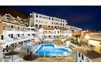 Tenerife, España - Apartamentos completamente equipados y gran ubicación, con piscina y zona de juegos. Apartamentos completamente equipados y gran ubicación, con piscina y zona de juegos.