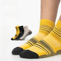 WRELS 1/3Pairs Merino Wool Socks Breathable Moisture Wicking Anti-Odor Socks Hiking Running Trekking Thermal Athletic Crew Socks