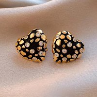 DREJEW Zircon Heart Minimalist Stud Earrings 2025 Retro Personality Fashion Earring for Women Sparkle Bridal Jewelry Gifts