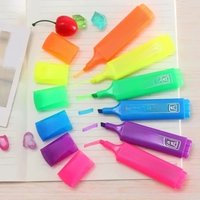 4Pcs Highlighters Paragraph Candy Color Large Capacity Neon Pen Paint Marker Rainbow Pens Writing Supplies Random Color