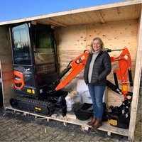 Mini Excavator 1.8 Ton 2.5 Ton Customized Free Shipping Multi-function Mini Bagger Digger Small Crawler Farm Excavators Garden image 4