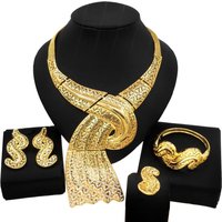 Hot Selling Fashion Jewelry Set Necklace Earring Bracelet Set Elegant Luxury Ladies Party Wedding Jewelry Set
