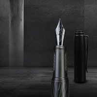 Creative High-quality Black Warrior Fountain Pen 0.5mm Titanium Pen Tip Office School Supplies Smooth Writing Ink Pen Stationery
