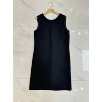 Classic imperial style round-neck acetate dress with hidden side pockets