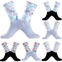 AliExpress NONE 2024 New Outdoor Racing Bik e Compression Sport Sock Seamless Anti Slip Cycling Socks Team Bike Aero Socks Road Bicycle Socks