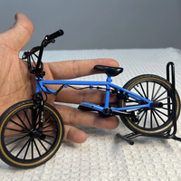 AliExpress NONE 1:8 Mini Model Alloy Bicycle With Parking Rack Diecast Decoration Metal Mountain Finger Shock-absorbe Bike Simulation Toys Boys