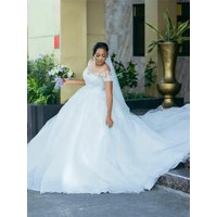 Customized Short Sleeves Wedding Dresses for Bride Sheer O-neck Appliques African Sweep Train Bridal Gown Vestido de novia